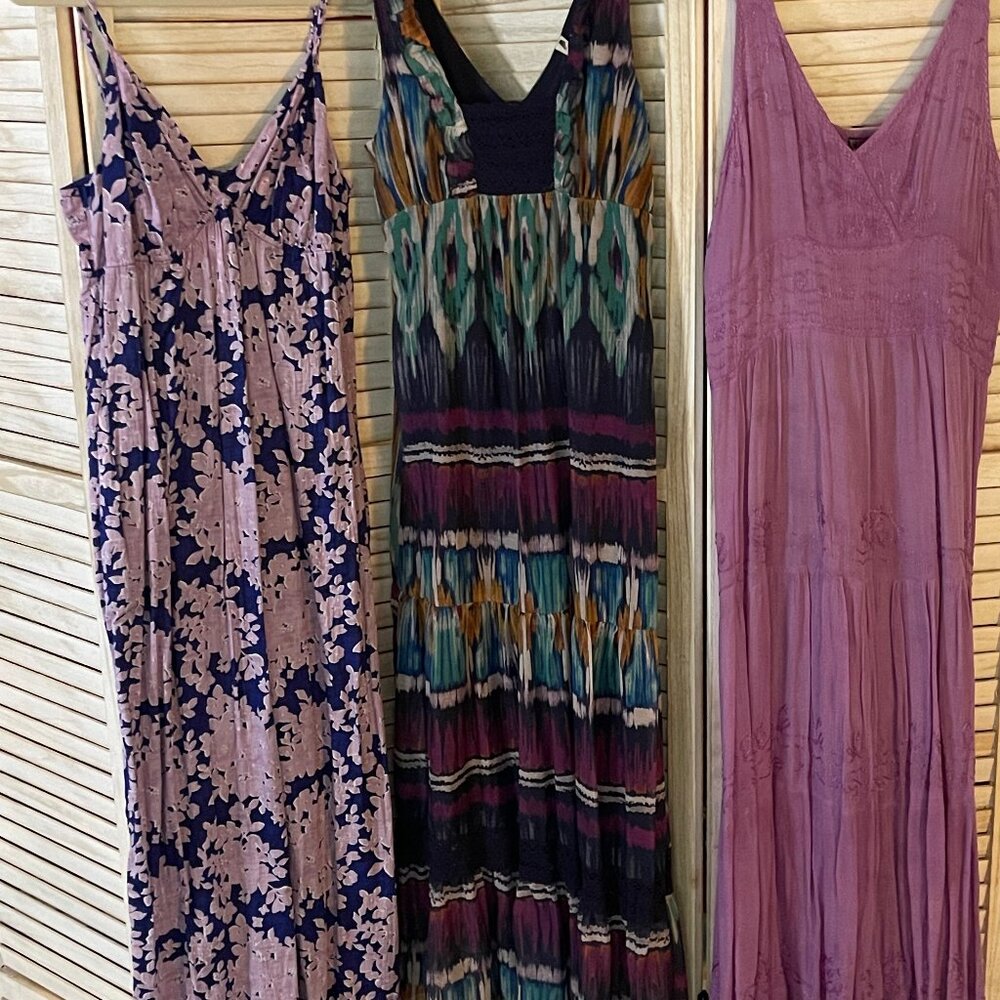 10 MAXI & MIDI DRESSES XL L
